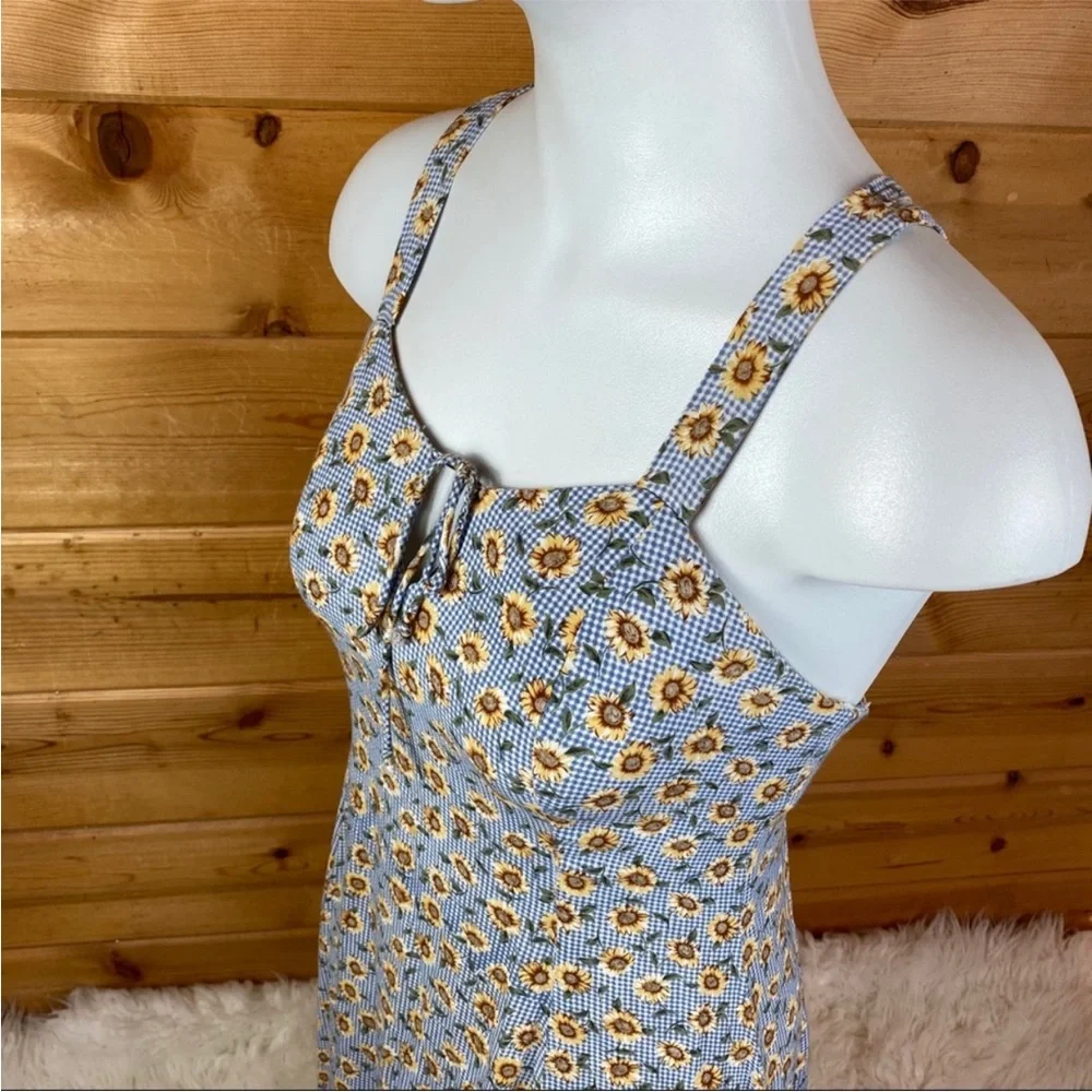 Vintage 90’s sunflower gingham midi dress! - Picture 7 of 9